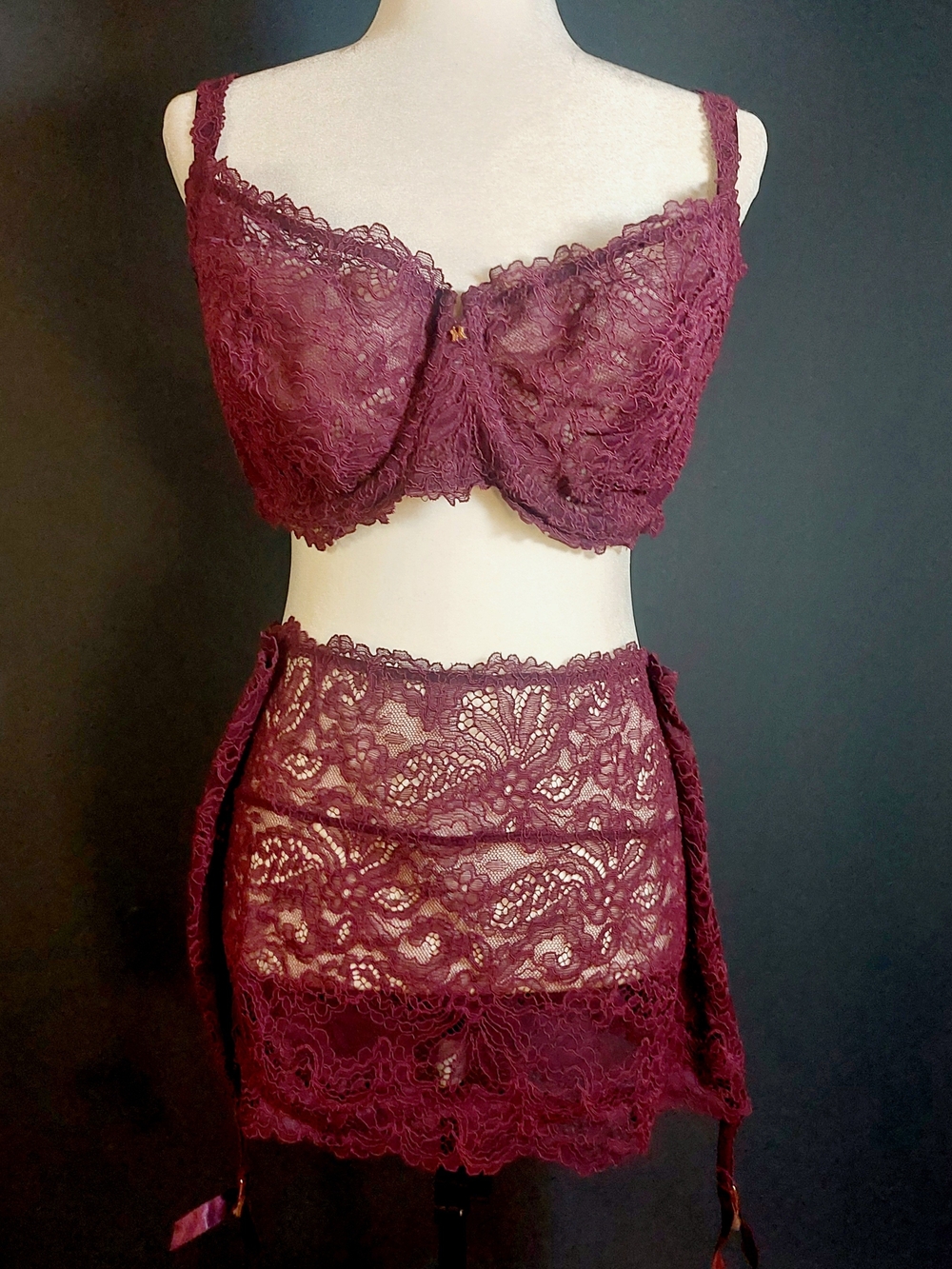 Savage X Fenty Purple Unlined Corded Lace Balconette 44DDD & Garter Skirt 3X